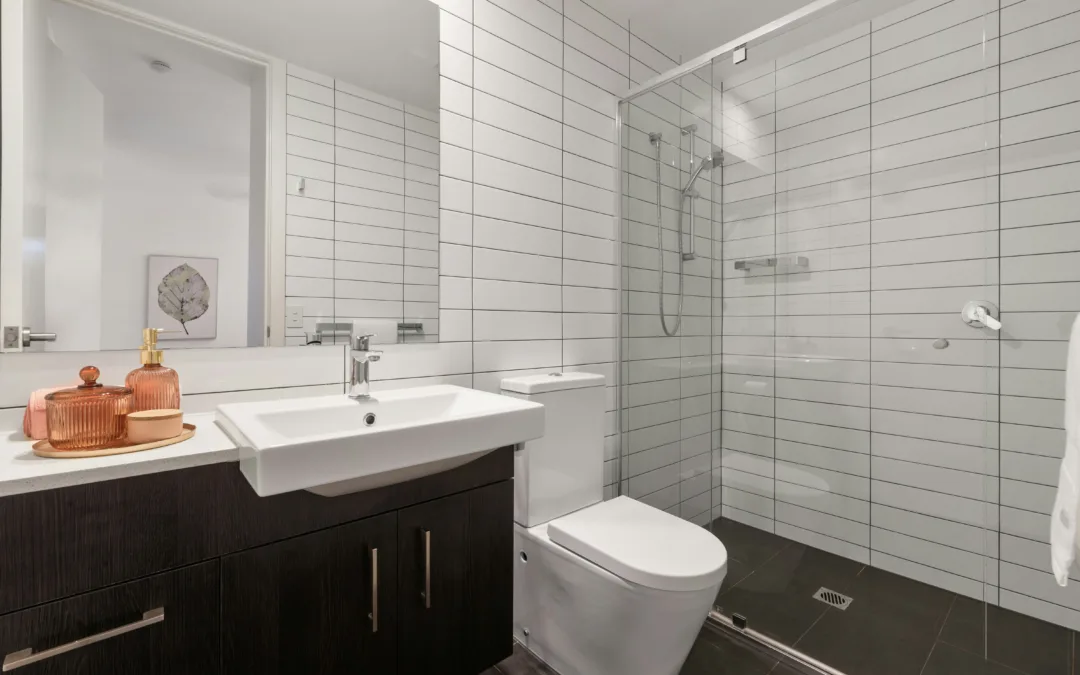 4 Simple Tricks to Help a Small Bathroom Look Larger Before You Sell